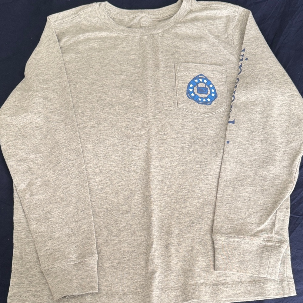 Vineyard Vines Gray Long Sleeve Kids Tee with Blue Logo